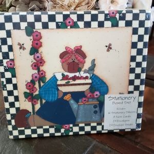 NIB Boxed Stationery Set